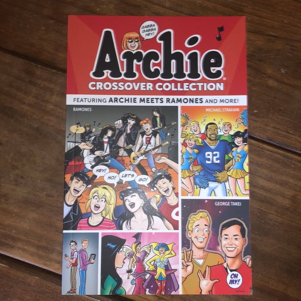 Archie Comics Book - Picture 9 of 14